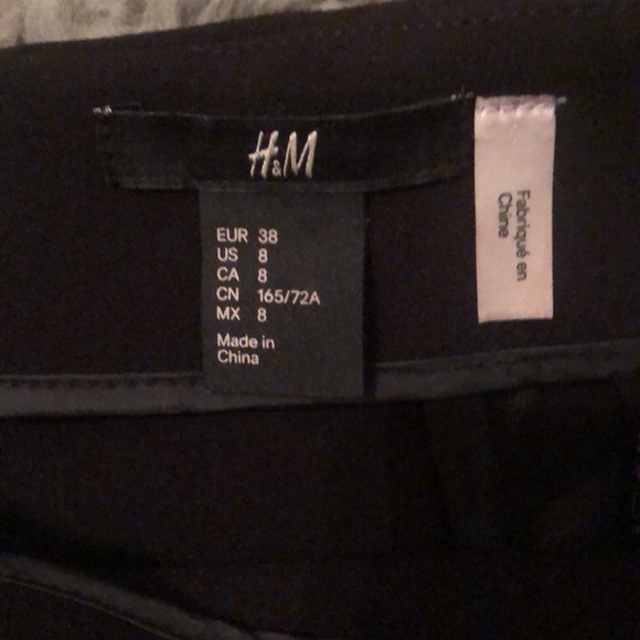 H&M Embroidered Shorts - Picture 4 of 8